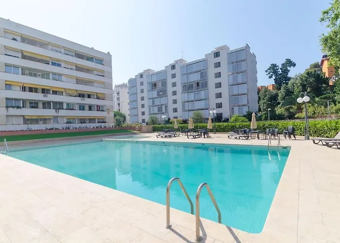 Apto Park Lein, 5 Huespedes Muy Cerca De La Playa Апартаменти *