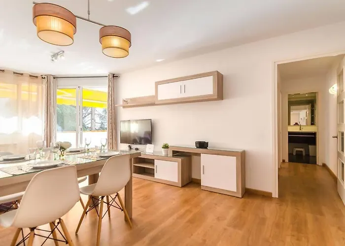 Апартаменти Apto Park Lein, 5 Huespedes Muy Cerca De La Playa